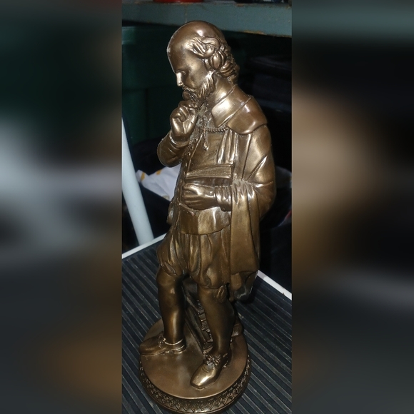 William Shakespeare bronze staue - Picture 7 of 10